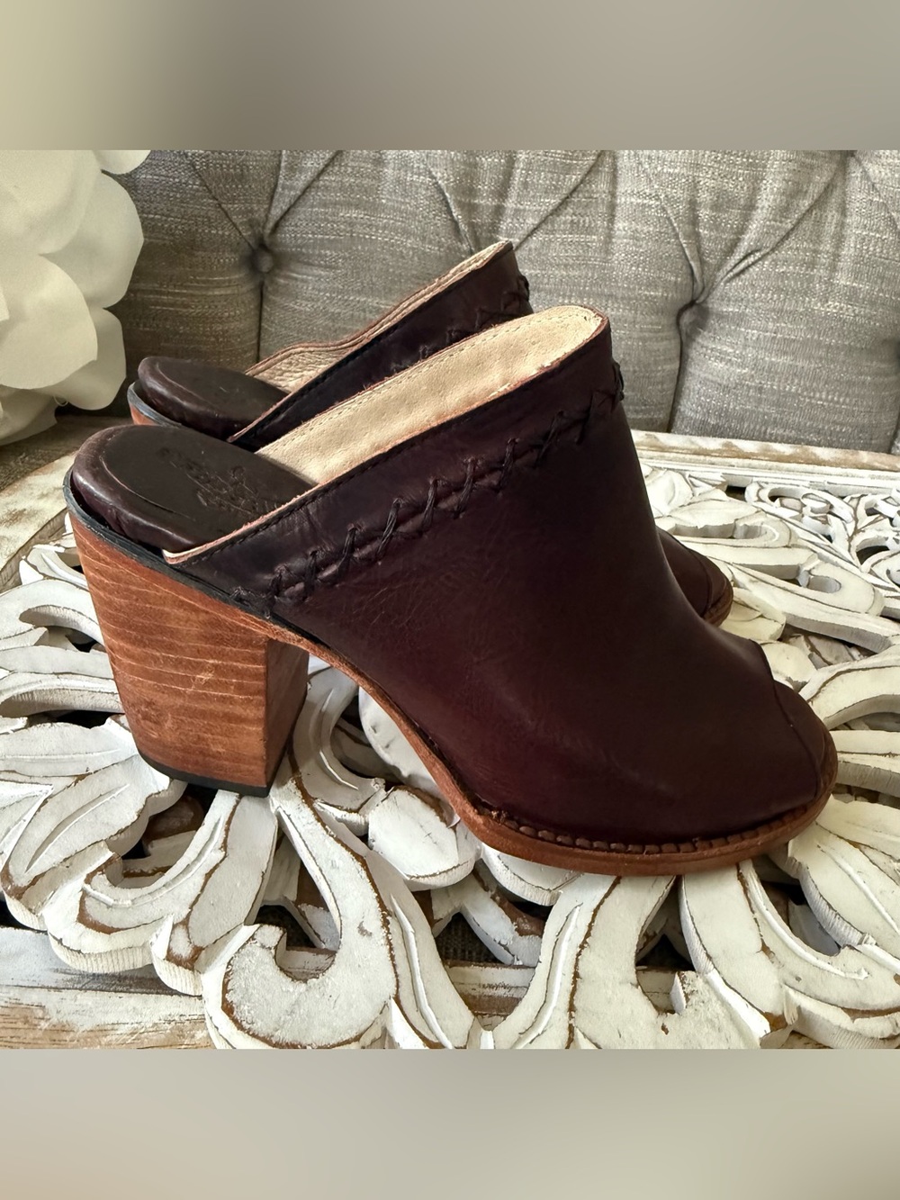 Freebird by Steven Bambi Women's Brown Leather Heeled Heels Clogs 9